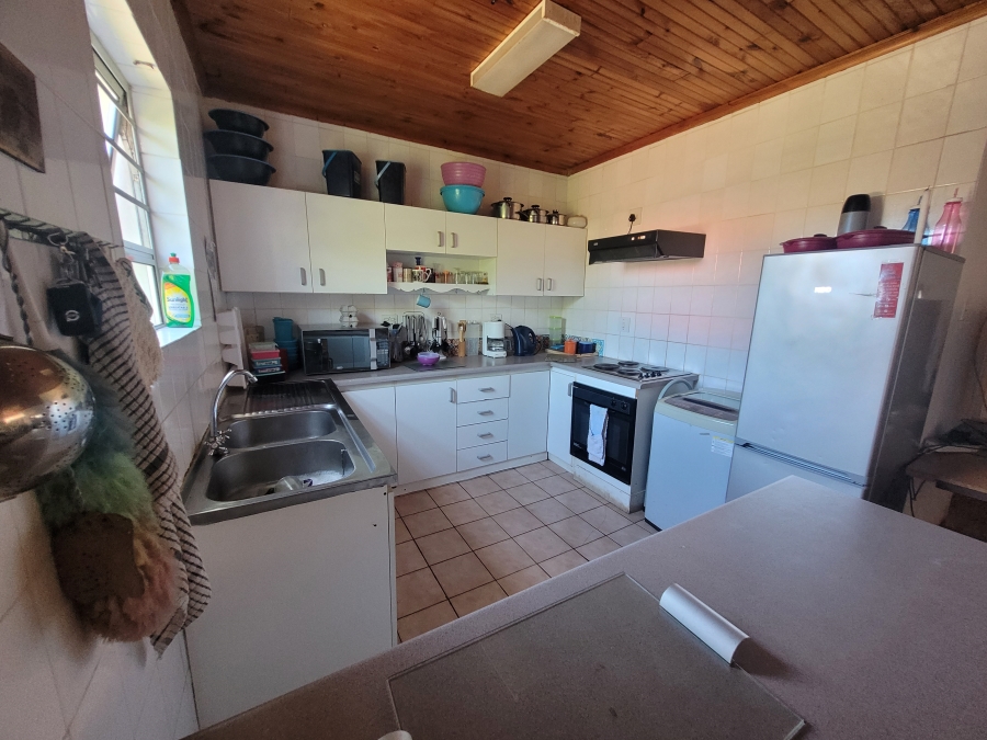 4 Bedroom Property for Sale in C Place Eastern Cape